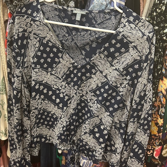 Top - Picture 1 of 1